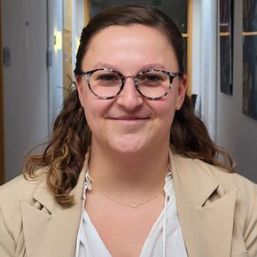 Dr. Myrthe Carlisi